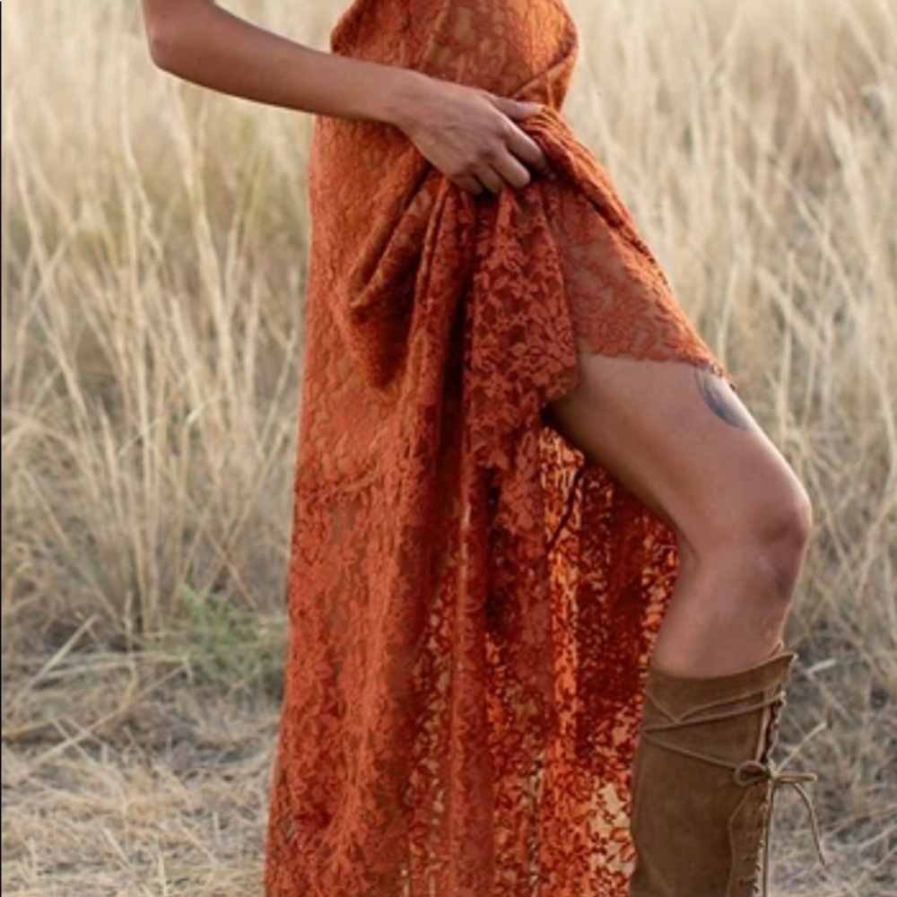 CARMEL SLIP DRESS IN RUST